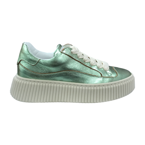 espadrille de ville Méliné à semelle épaisse et gaufrée fait en cuir en Italie